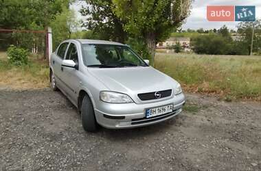 Opel Astra  2002