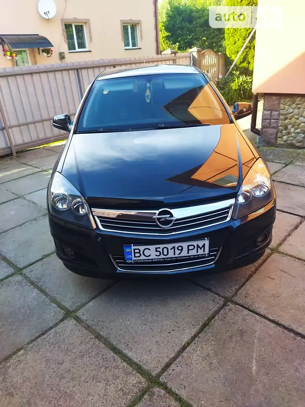 Opel Astra 2014