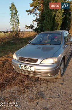 Opel Astra  2006