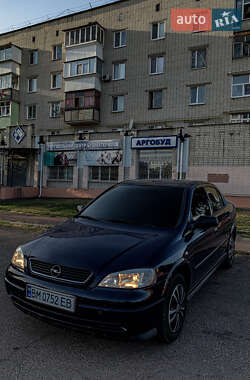 Opel Astra  2008