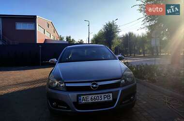 Opel Astra  2006