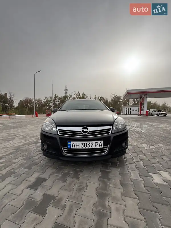 Opel Astra 2013