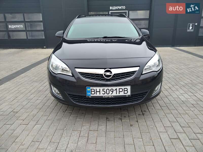 Opel Astra 2011 року в Одесі