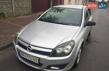 Opel Astra  2004