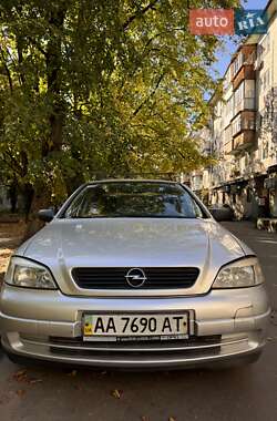 Opel Astra 2005