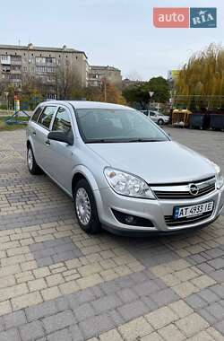 Opel Astra  2008