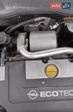 Opel Astra  2001