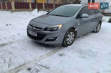 Opel Astra  2013