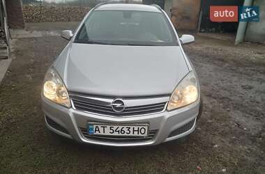 Opel Astra  2008