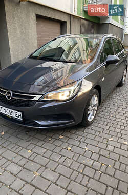 Opel Astra 2016