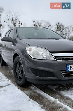 Opel Astra  2008