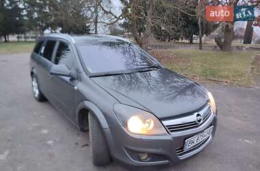Opel Astra 2010