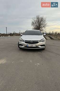 Opel Astra  2018