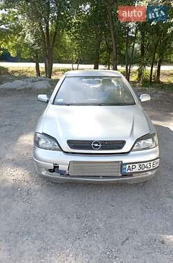 Opel Astra  2000