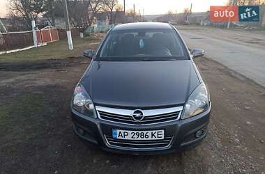 Opel Astra  2008