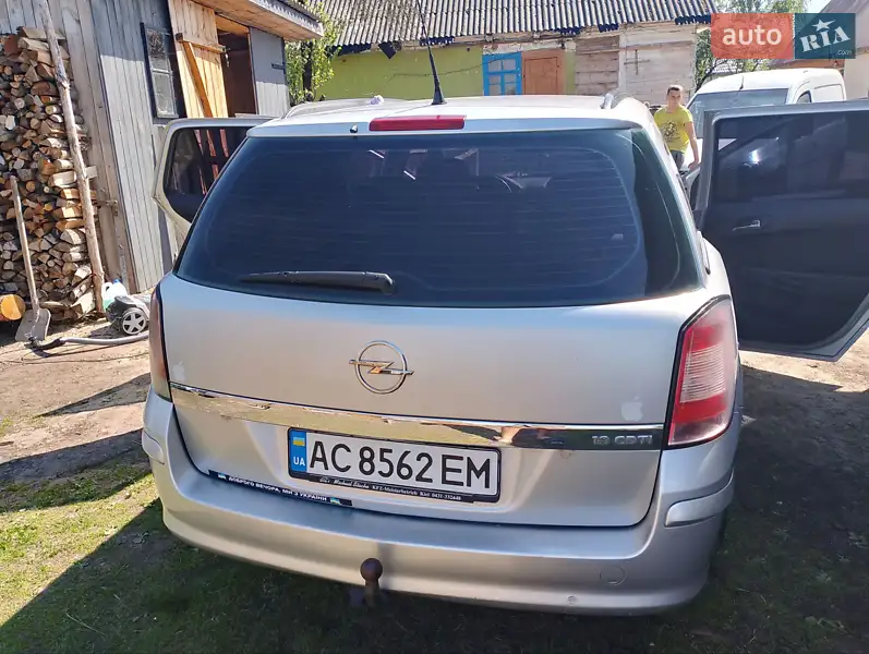 Opel Astra 2008