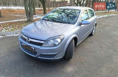 Opel Astra  2004