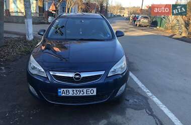 Opel Astra 2011