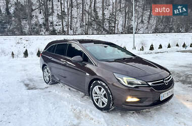 Opel Astra  2016