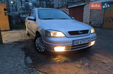 Opel Astra  1998