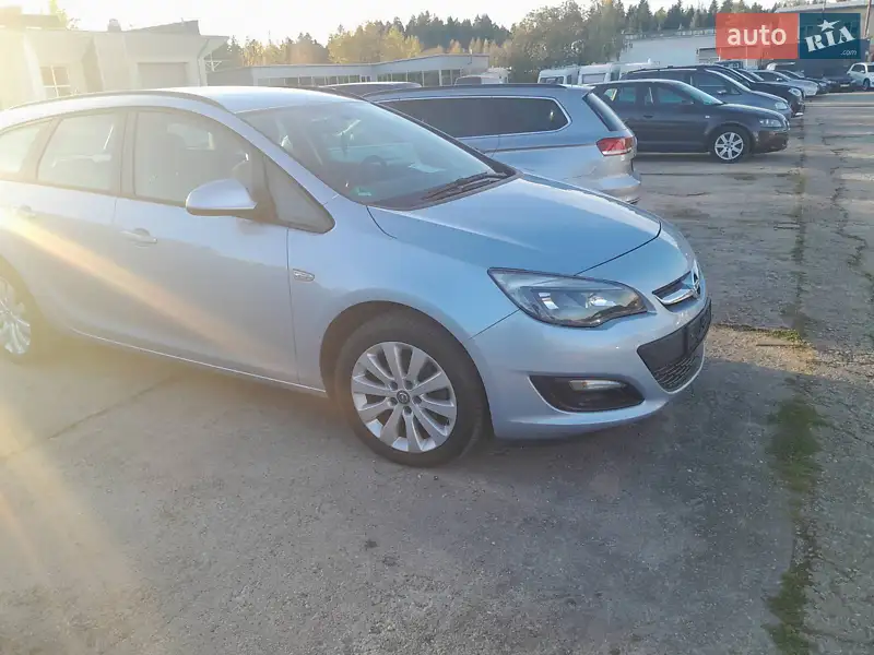 Opel Astra 2015