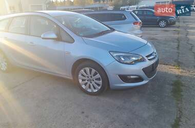 Opel Astra  2015