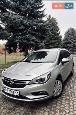 Opel Astra  2017
