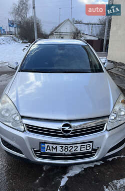 Opel Astra  2008