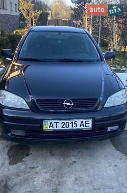 Opel Astra  2006