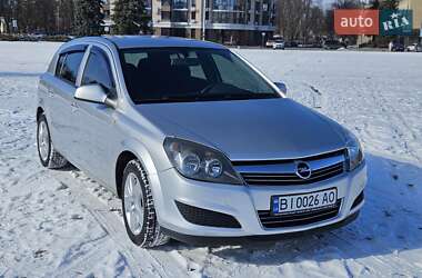 Opel Astra  2012