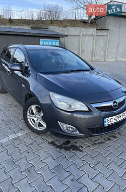 Opel Astra 2010