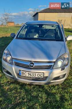 Opel Astra  2009