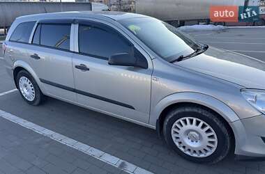 Opel Astra  2008