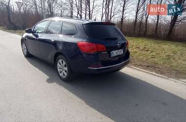 Opel Astra 2013