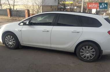 Opel Astra  2014