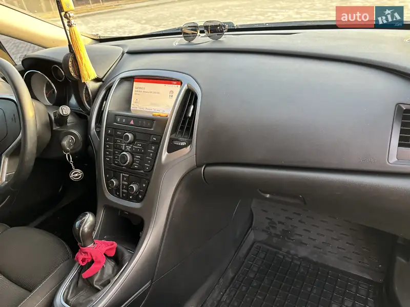 Opel Astra 2015