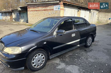 Opel Astra  2003