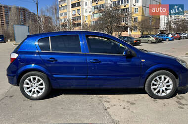 Opel Astra 2004