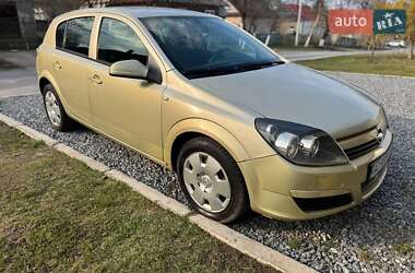 Opel Astra  2005