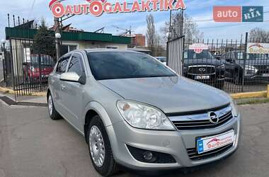 Opel Astra  2008
