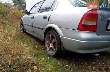 Opel Astra 2003