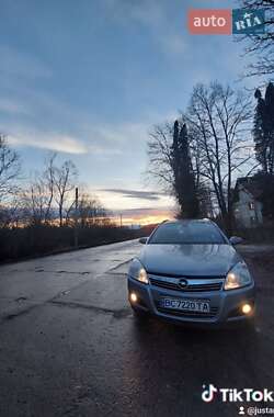 Opel Astra  2008