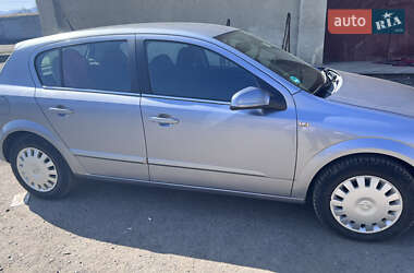 Opel Astra 2005