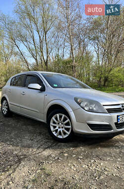 Opel Astra  2004