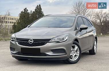 Opel Astra  2016