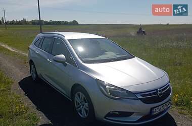 Opel Astra  2018