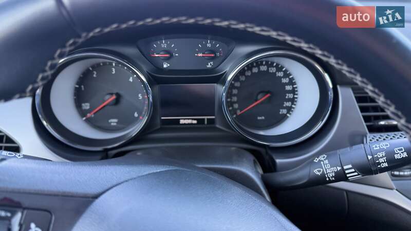 Универсал Opel Astra 2019 в Ровно