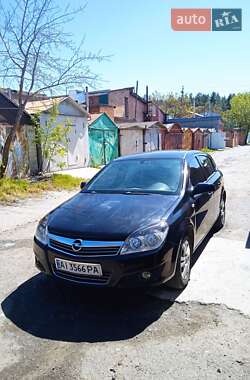Opel Astra  2007