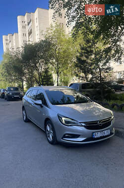Opel Astra  2016