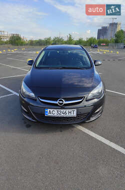 Opel Astra  2014